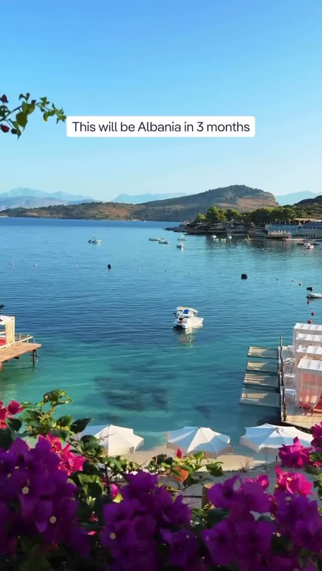 Instagram post from planete._.tours. This post is in position 4.